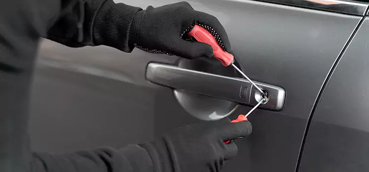 Locked Out of Car Help Round Lake Beach
