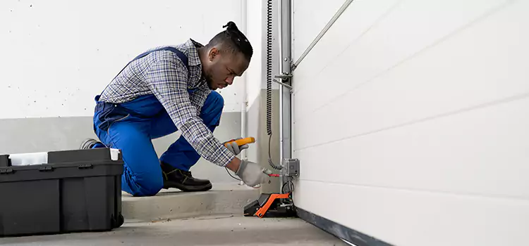Expert Solutions for Every Garage Lock Need in Round Lake Beach, IL
